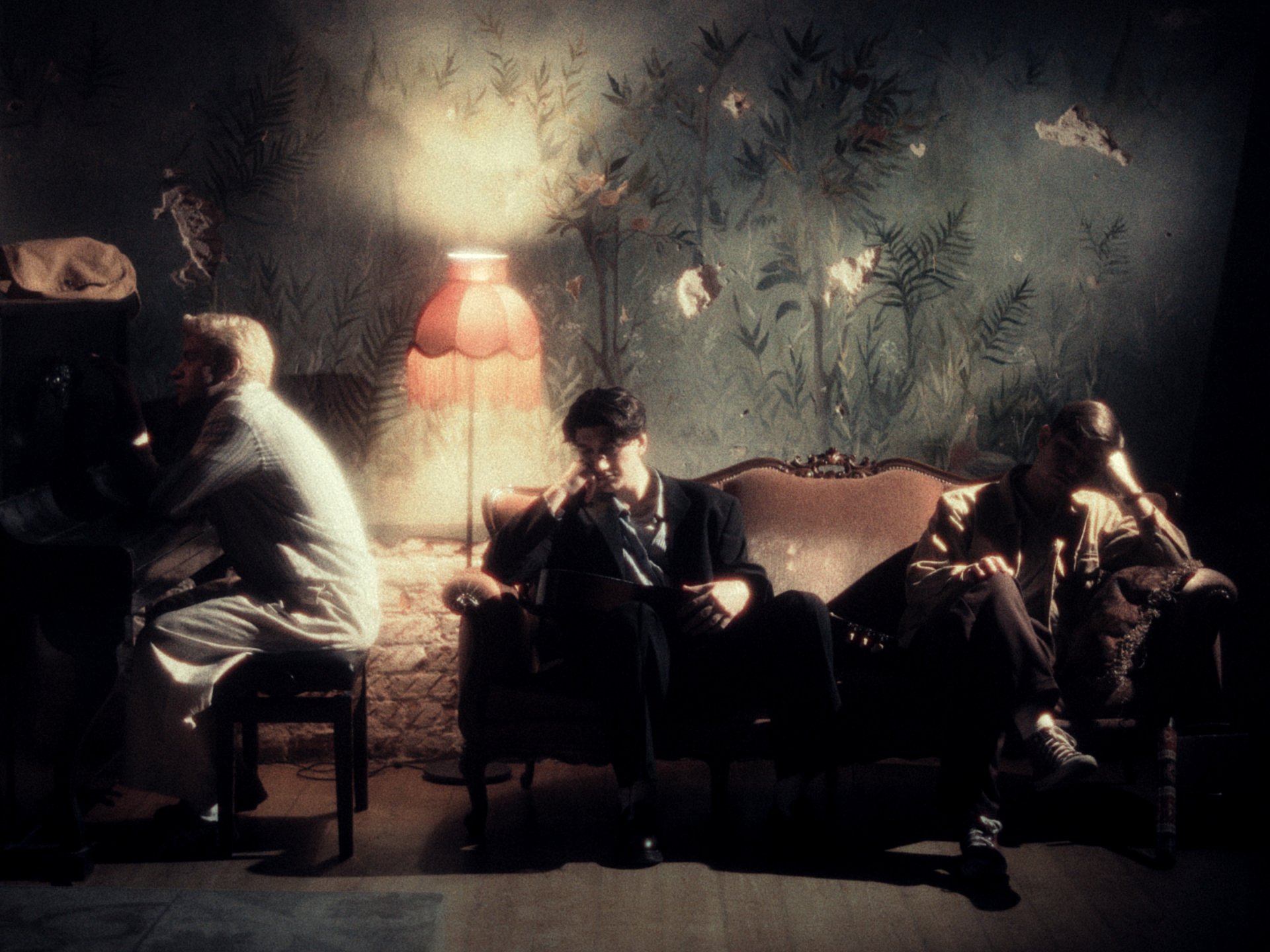 Специальный показ. Лето будет общим слайд