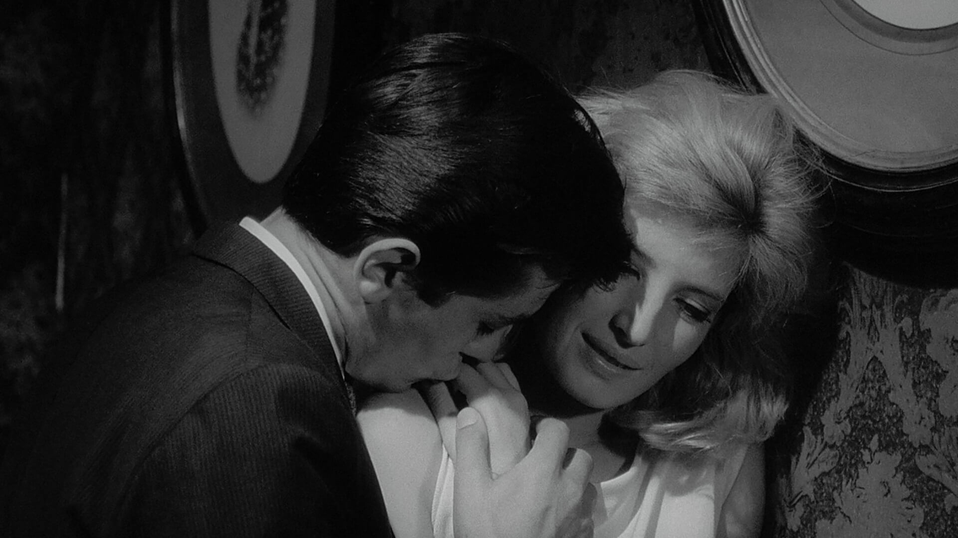 Затмение / L’eclisse слайд